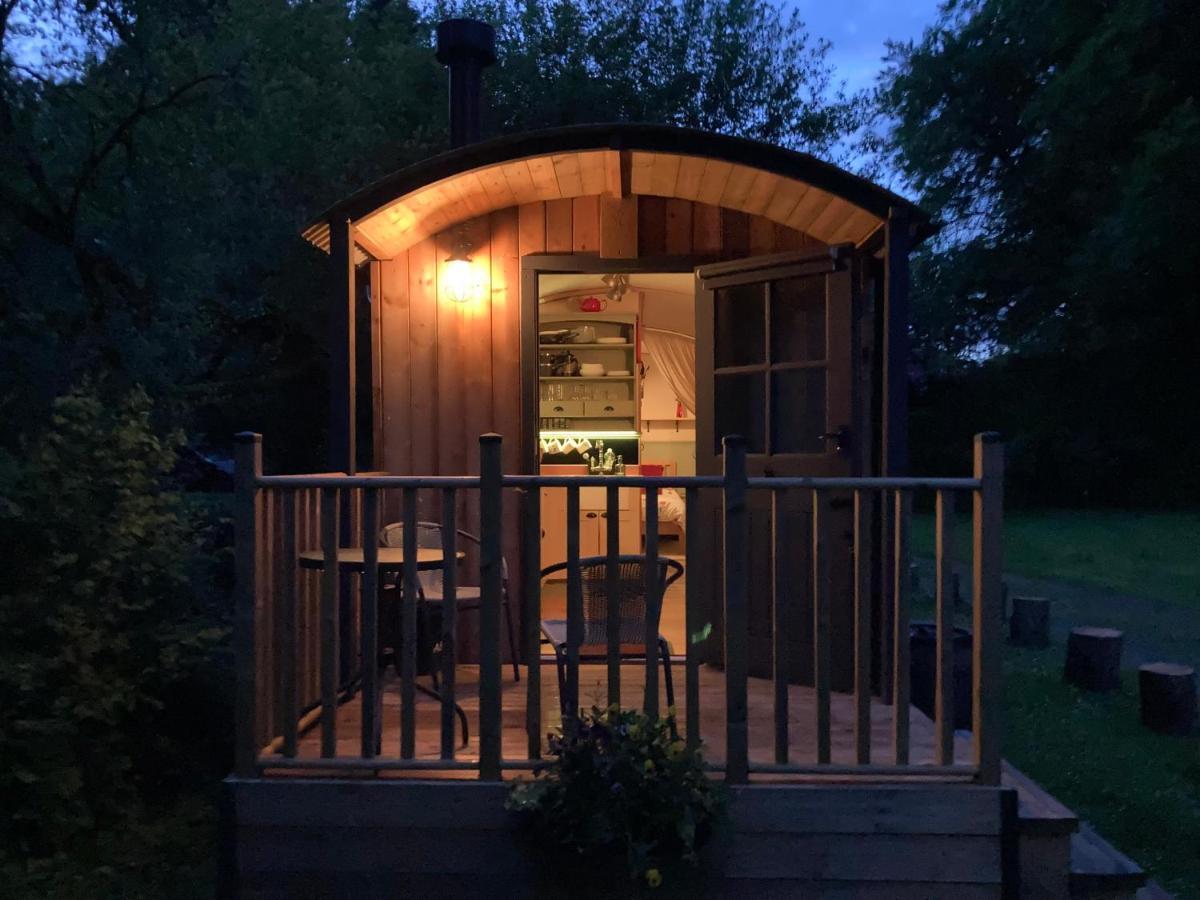 Brook The Shepherd Hut ซัลทาช ภายนอก รูปภาพ